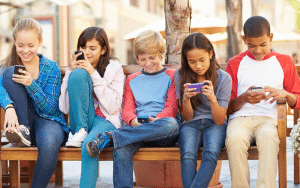Facebook to Launch ‘Safe” Instagram for Kids