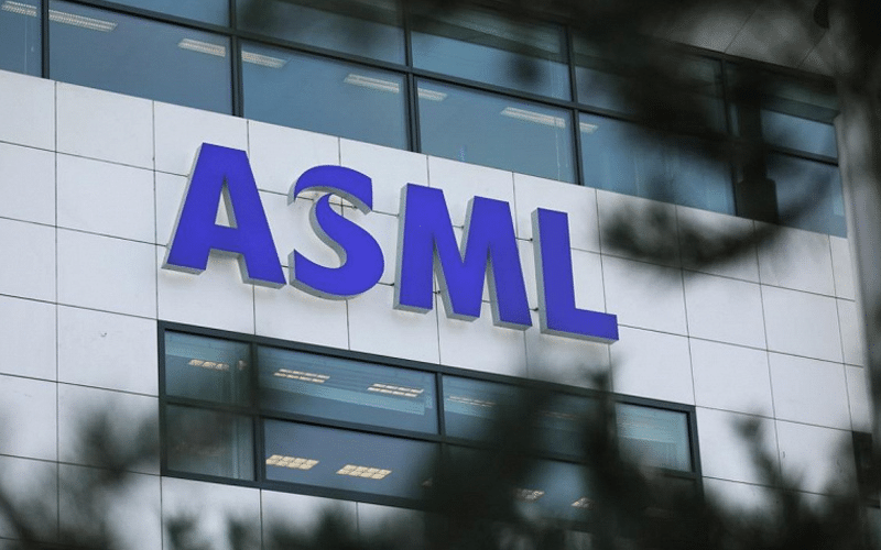 ASML Reports Q1 Above Guidance. Reaches 4.4 Billion Euros in Sales