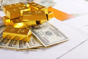 Gold Price Past $1,900 as US Dollar and Bond Yields Plunge