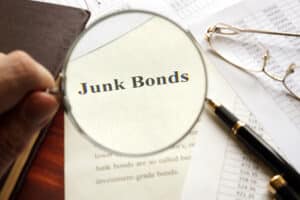 Sale of Junk Bonds Approaches Record $361B Amid an Economic Rebound