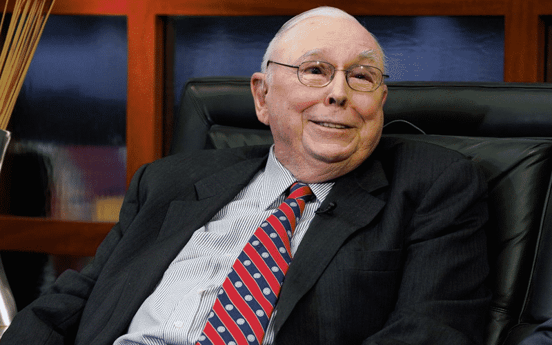Charlie Munger Boosted Alibaba Holdings by 83% as Other Investors Sold Stock