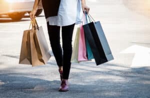 UK Retail Sales Average in October as Stock Levels Hit Record Lows
