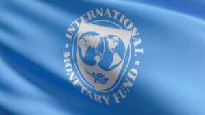 IMF Chief Economist Favors Global Policy on Crypto Regulation Over Ban