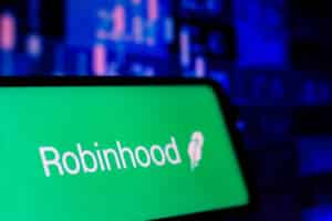 Robinhood Recovers Some Losses as it Files to Terminate Share Resale