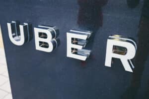 Uber Wants to Pull Out of Didi Holding, Says Beijing Lacks Transparency