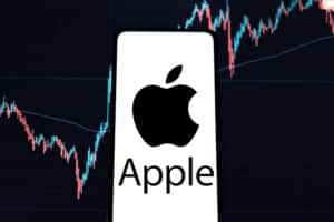 Apple (AAPL) Stock Price Forecast Ahead of Earnings