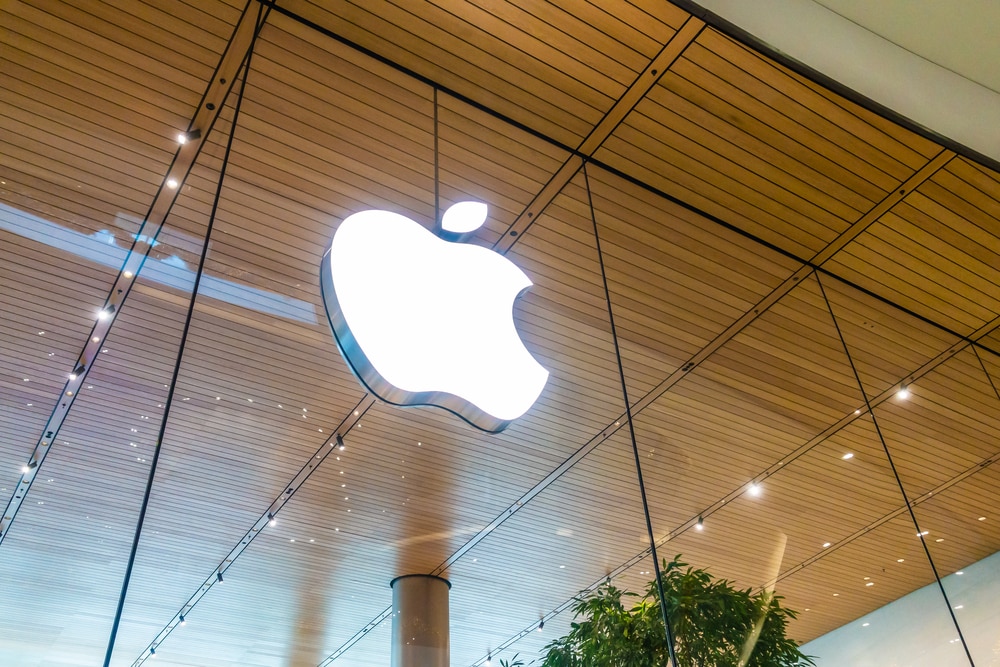 Apple Revenue Jumps 11% to a Record in q1 2022, Teases Metaverse Plans