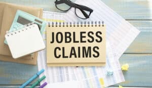 Jobless Claims Surge by 7,000 in the Last Week of 2021