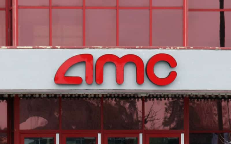 AMC Narrows Net Loss to Below $194.8 Million in Preliminary Q4 2021 Results