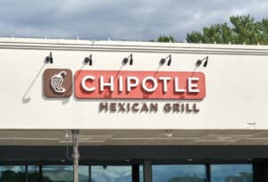 Chipotle Soars as Fourth Quarter 2021 Revenue Rises by 22%, Issues Guidance