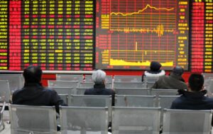 China’s Stocks Trade Lower as Shanghai Lockdown Causes Worry