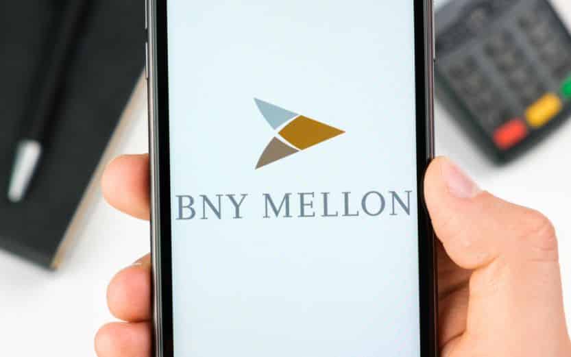 BNY Mellon Revenues Unchanged in Q1 2022, Net Income Falls 18%