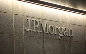 JPMorgan Profits Plunge 42% in Q1 on Slowdown in Dealmaking