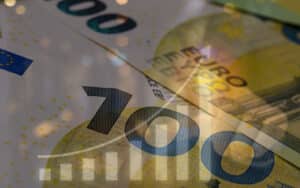 Eurozone’s Growth Remains above Average Despite Easing from April