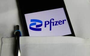 Pfizer Cuts 2022 Guidance as First Quarter Revenue Grows 82%