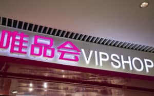 Vipshop Stock Tanks 6% as First Quarter 2022 Revenues Fall to $4.0B