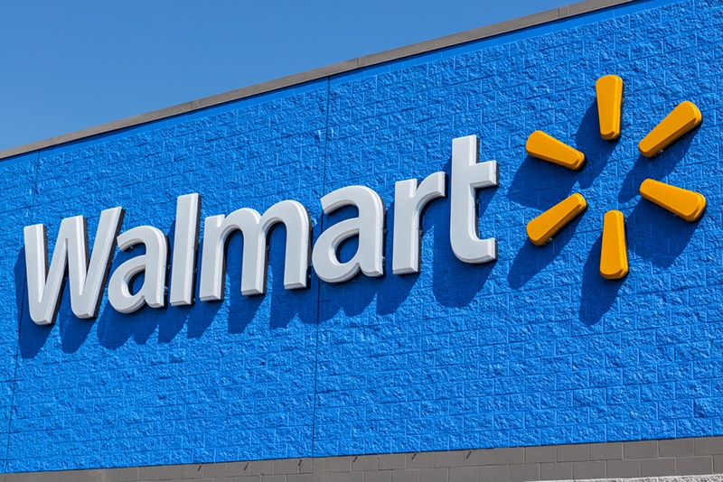 Walmart Stock Crashes 6% as Q1 2023 Earnings Come Lower Than Expected