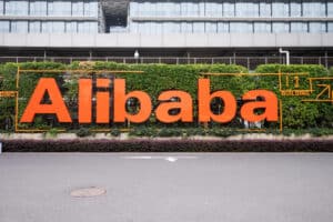 Alibaba Jumps 4% on Reports China Is Reconsidering Ant Group’s IPO