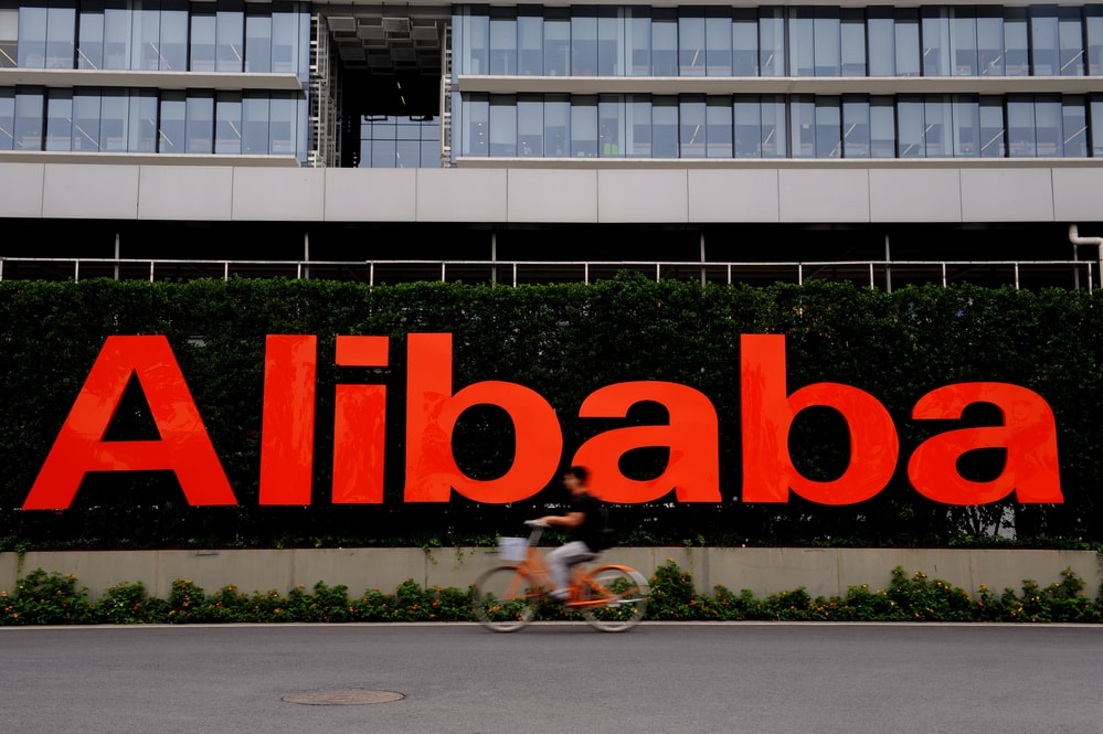 Alibaba Jumps 10% After China Reportedly Agrees to Ant’s Financial Holding License