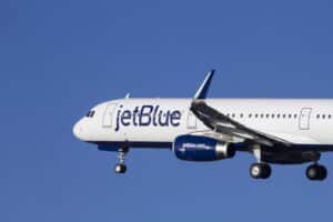 JetBlue Hikes Offer to Spirit to $34.15 Per Share to Keep Off Frontier