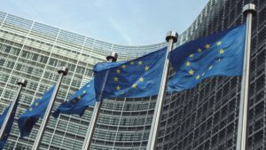 NewsBriefs – MiCA regulation takes effect, leaving USDT’s status in EU uncertain