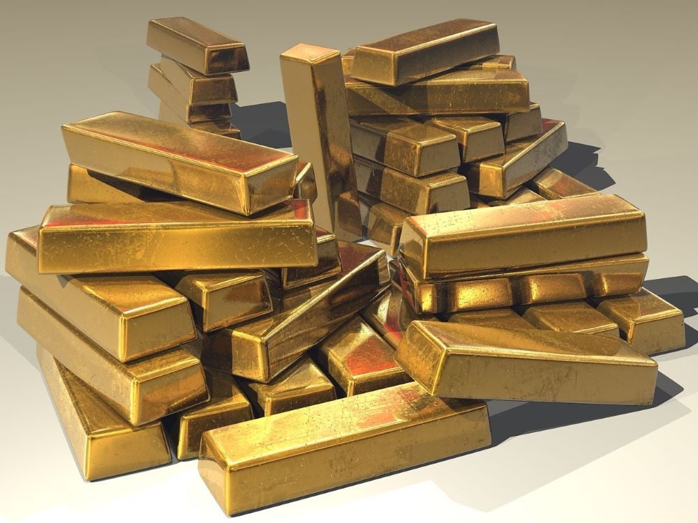 Gold sees historic one-day drop