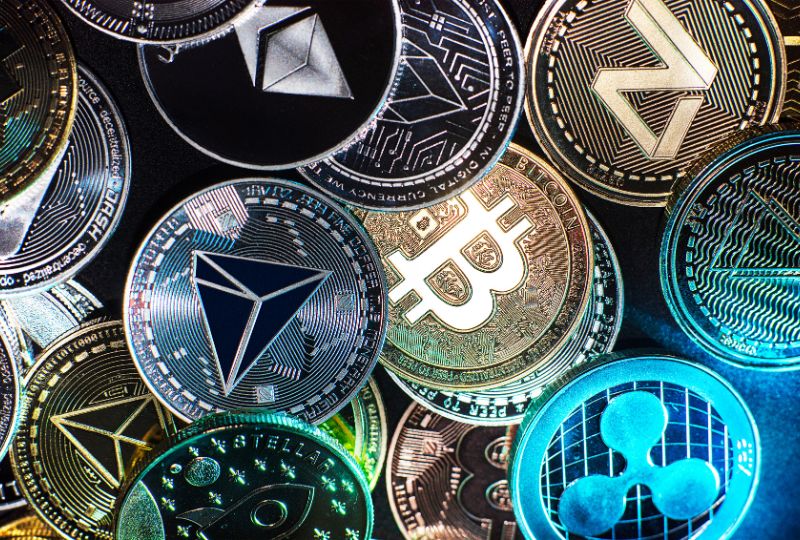 Crypto scam trial begins