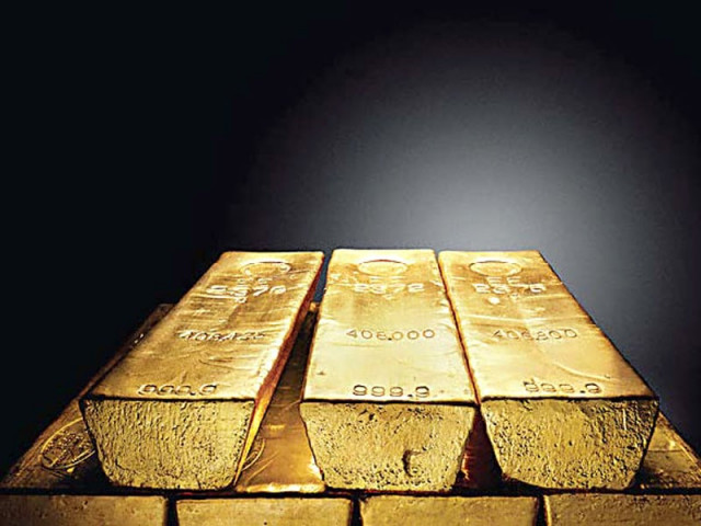 Gold rises despite global decline