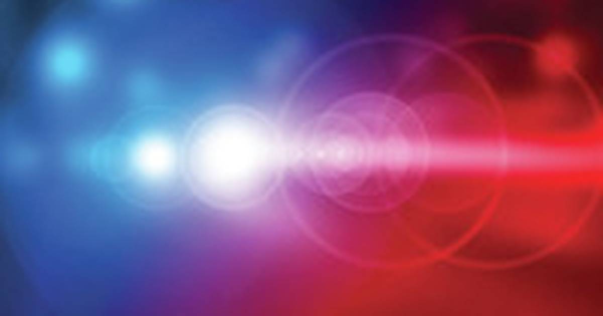 SUV driver dies after hitting parked truck on I-90 shoulder near Elgin
