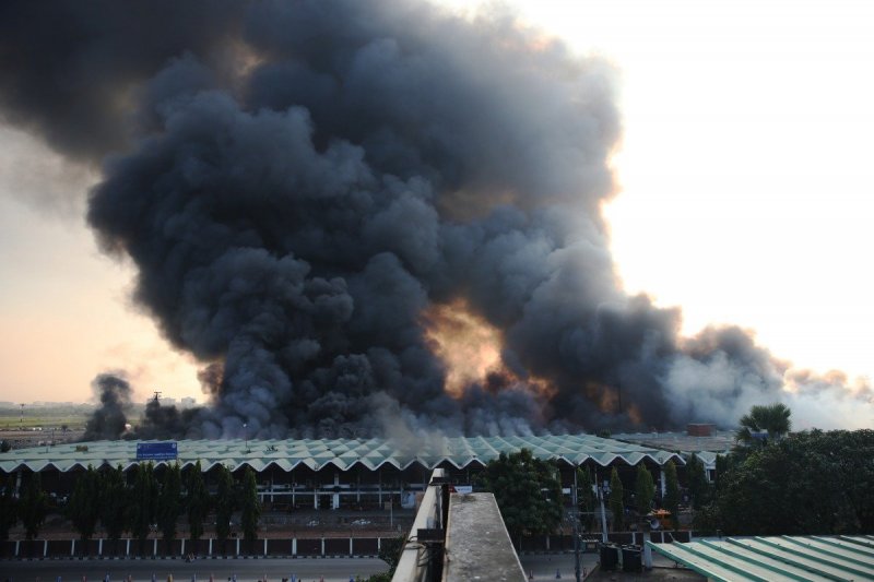 Bangladesh grants three-day airport fee exemption following terminal fire | News.az