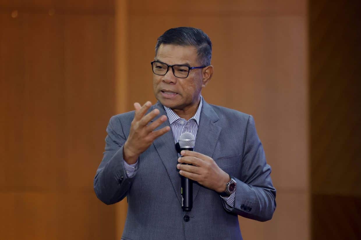 Saifuddin vows justice over school crime cases