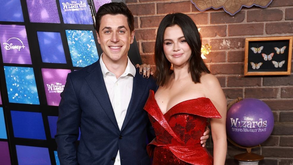 David Henrie on Selena Gomez finding husband Benny Blanco: “He protects her emotionally”